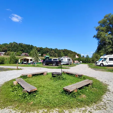 Bela Krajina - Pitches * Gradac
