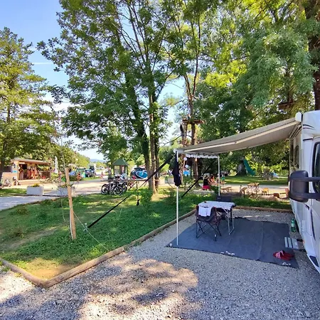 Campingplads Bela Krajina - Pitches